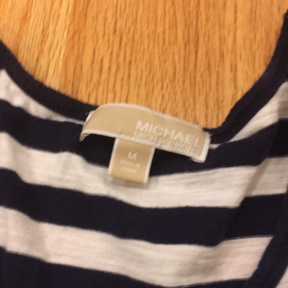 Tank - Picture 3 of 3